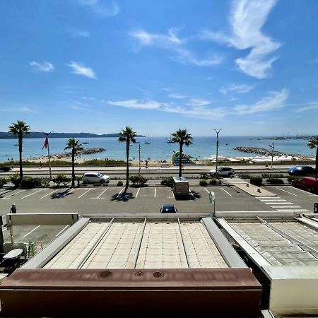 Superbe Apt 2P Front De Mer Pour 4 Pers Avec Terrasse - Cavalaire-Sur-Mer - Fr-1-226B-162 Dış mekan fotoğraf