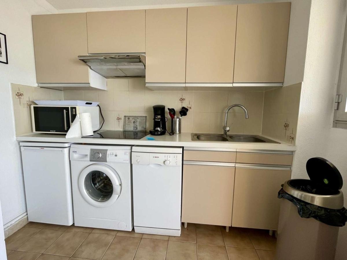 Superbe Apt 2P Front De Mer Pour 4 Pers Avec Terrasse - Cavalaire-Sur-Mer - Fr-1-226B-162 Dış mekan fotoğraf